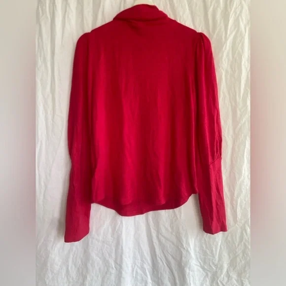 Anthropologie Puff Sleeved Cozy Turtleneck Top in Hot Pink
Size Small - Picture 13 of 13